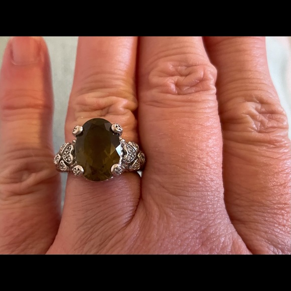 Judith Ripka light topaz ring in size 8 - Picture 4 of 5